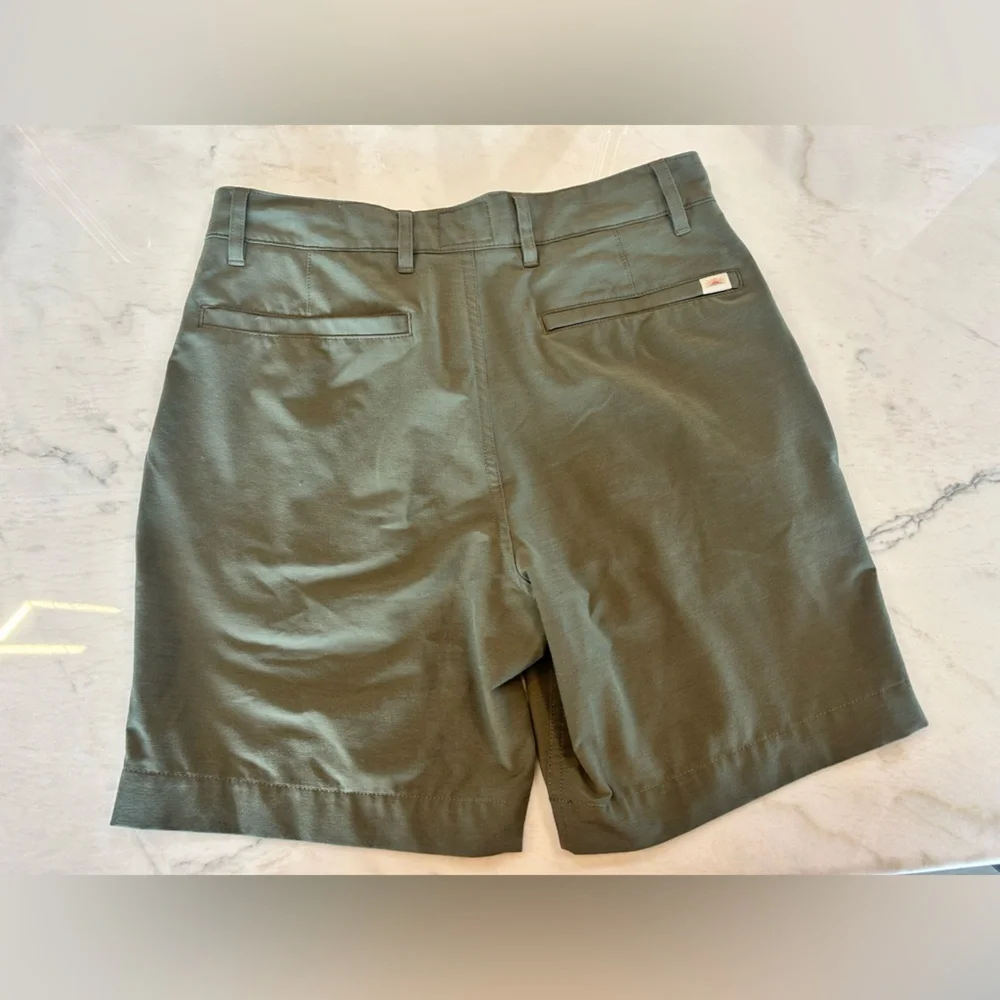 Faherty Olive Men's Flat Front Shorts